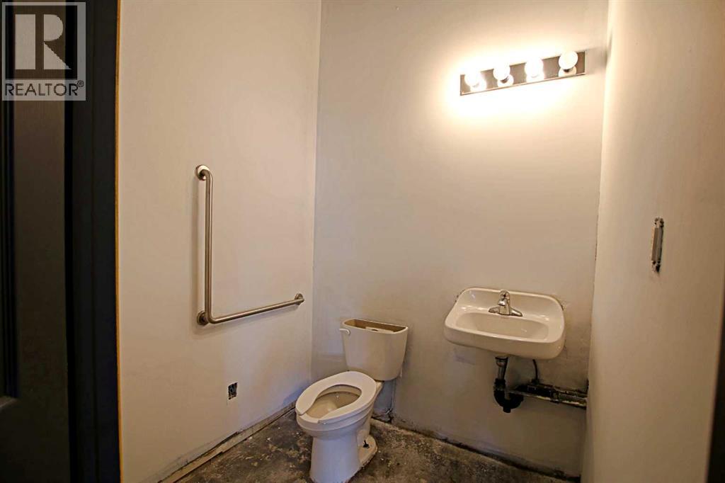 142 Dickins Drive Property Photo 11