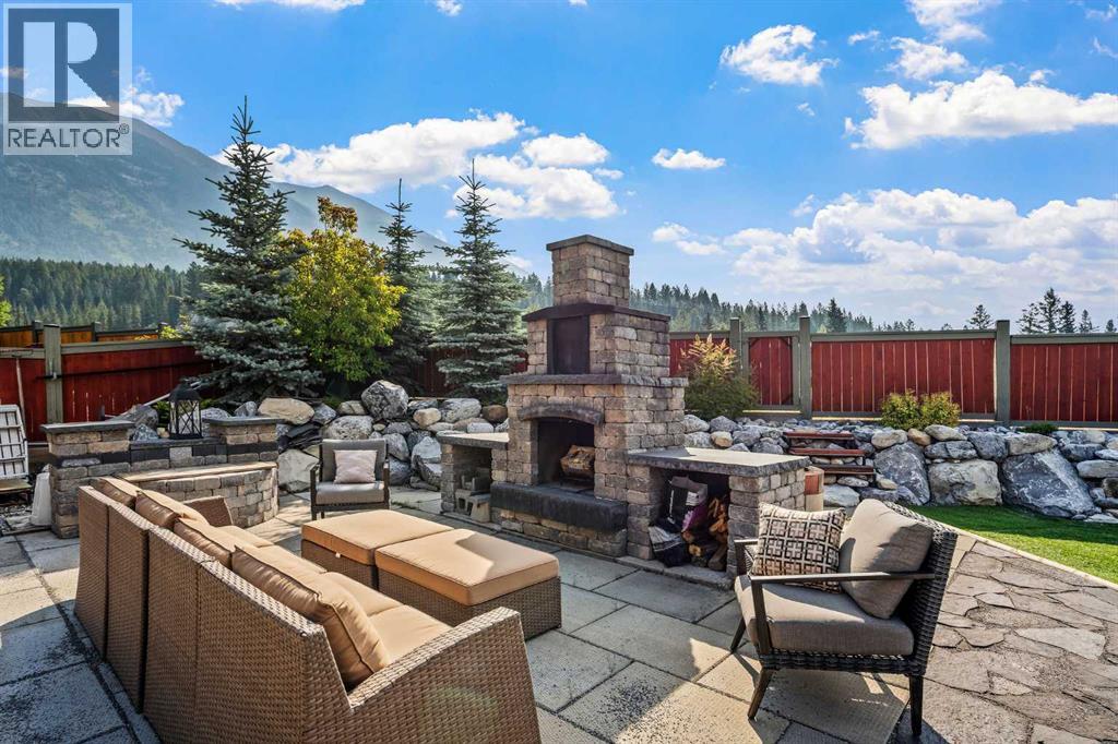 1 Eagle Landing Property Photo 17