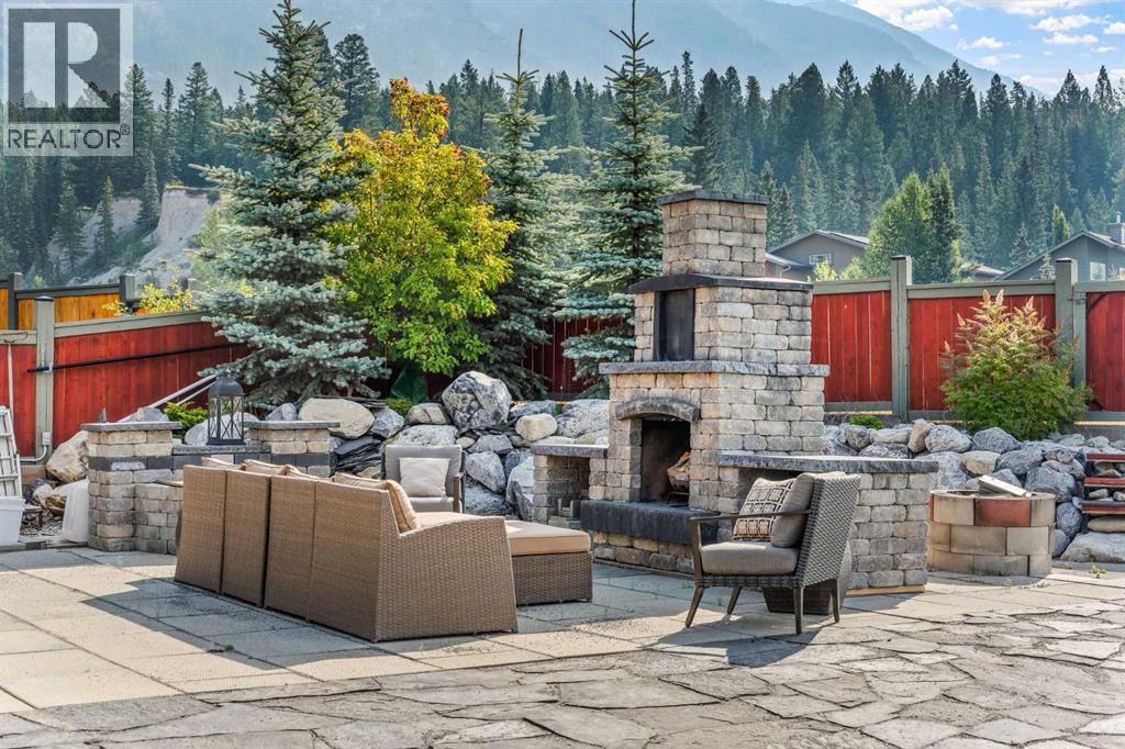 1 Eagle Landing Property Photo 18