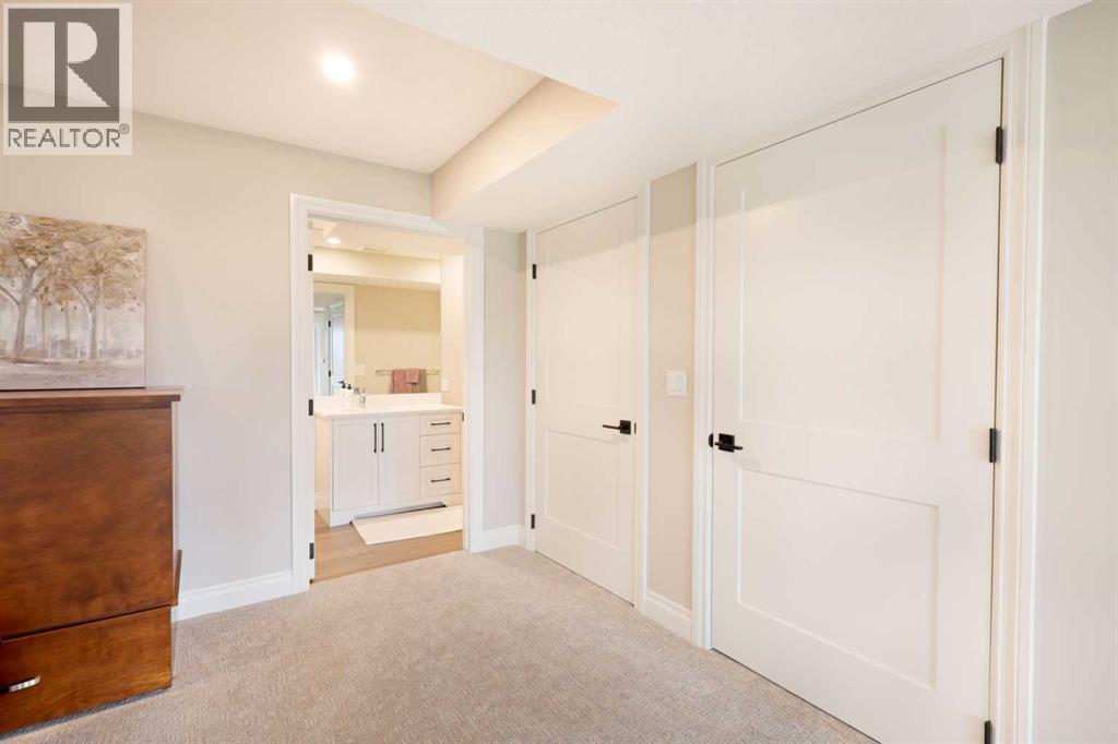 911 2 Avenue W Property Photo 34
