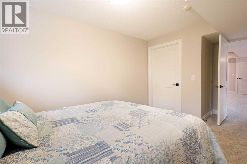 911 2 Avenue W Property Photo 37