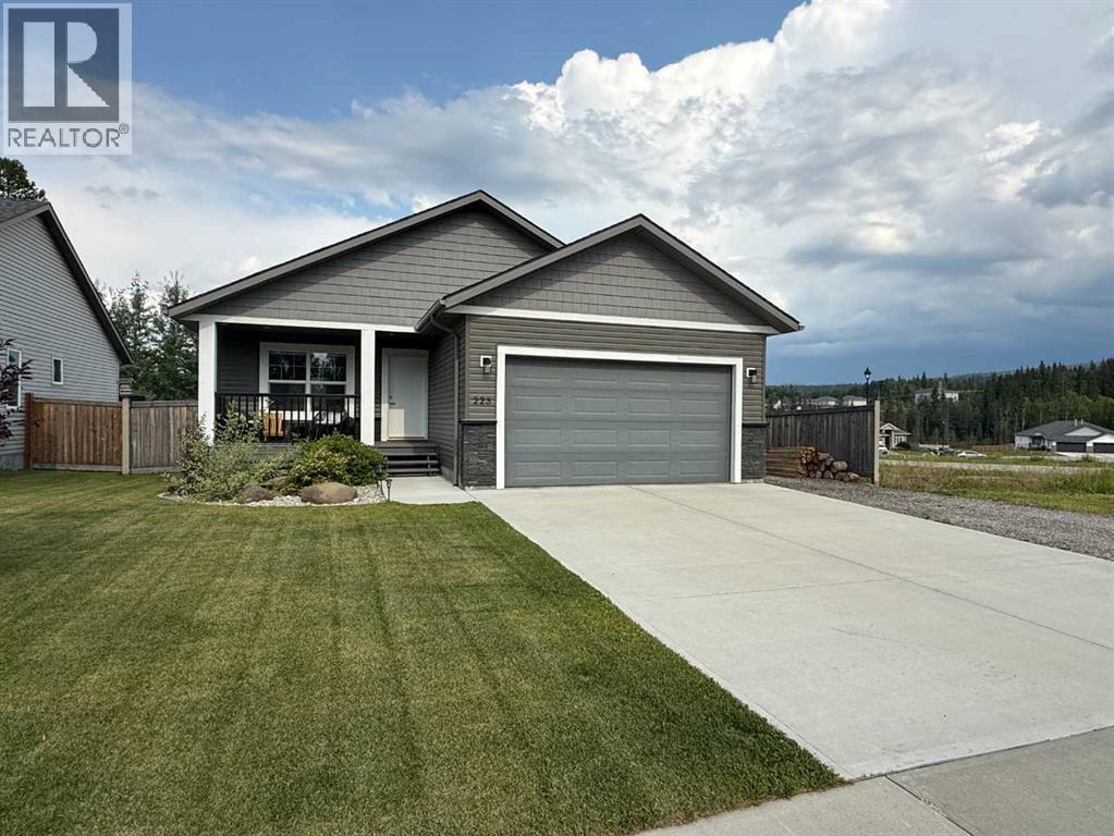 223 Eaton Drive Property Photo 1