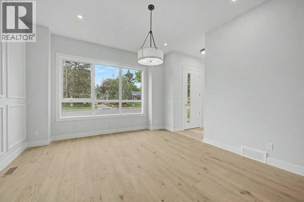8310 34 Avenue Nw Property Photo 5