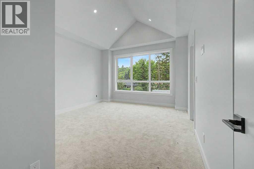 8310 34 Avenue Nw Property Photo 14