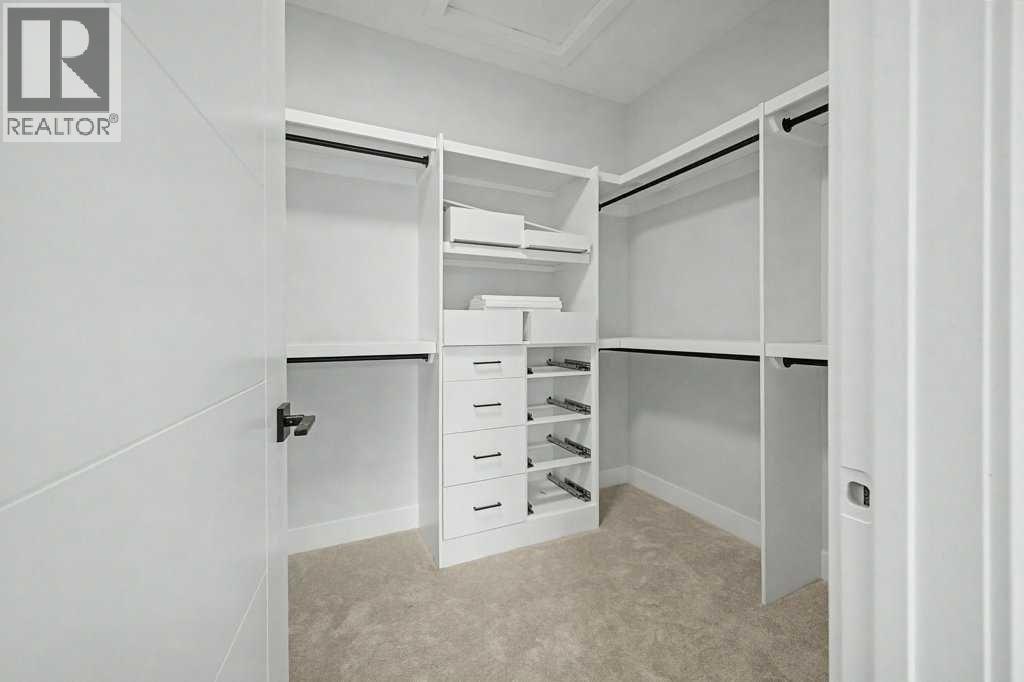 8310 34 Avenue Nw Property Photo 15