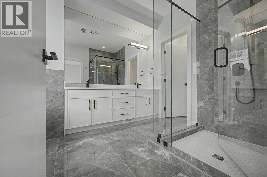 8310 34 Avenue Nw Property Photo 16