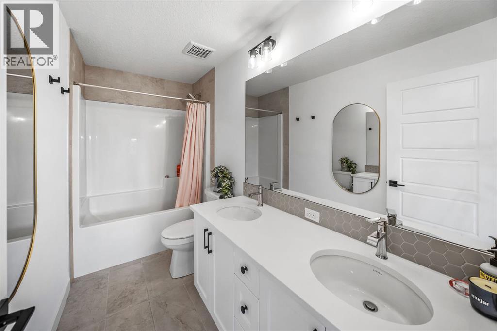 549 Grayling Bend Property Photo 25