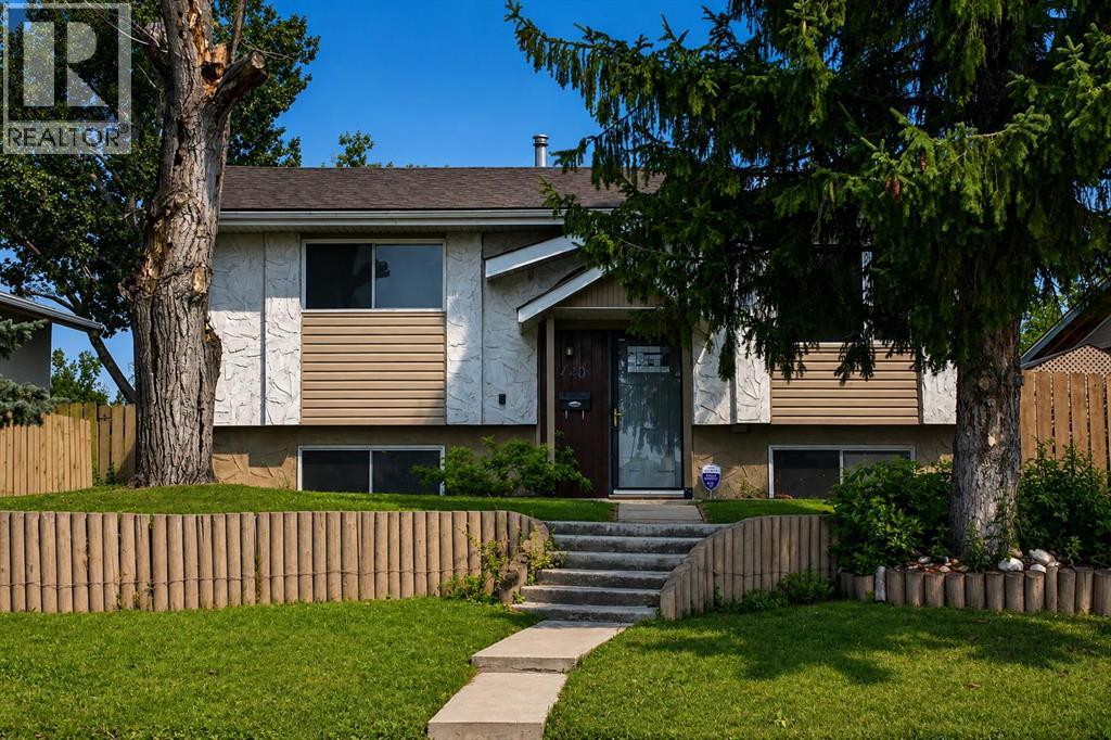 440 Ogden Drive Se Property Photo 1