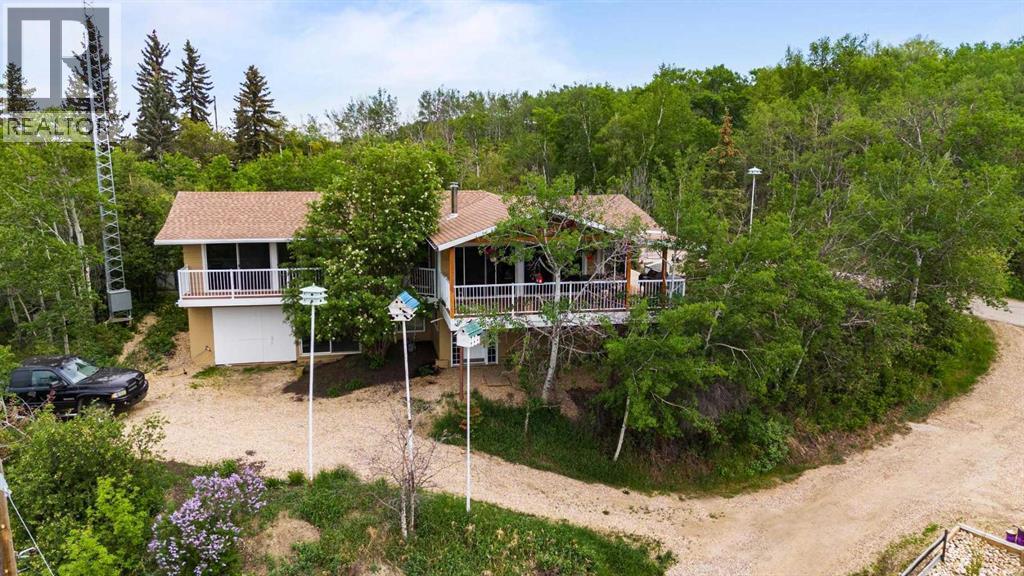 325 Minnewaukan Road Property Photo 1