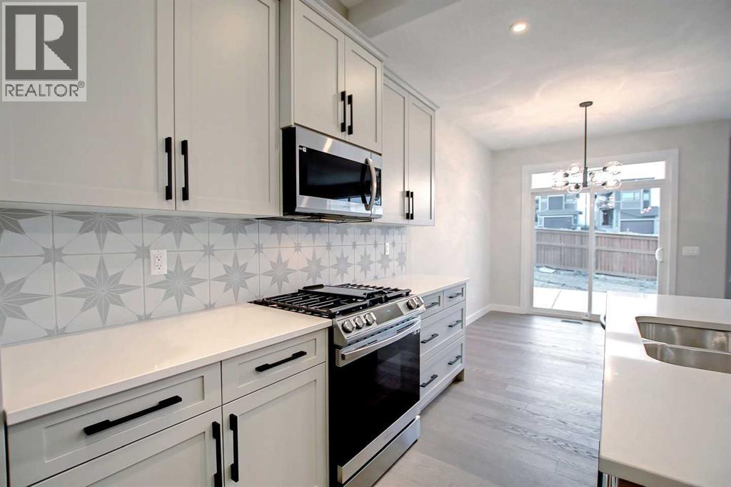 12 Topaz Place Property Photo 6