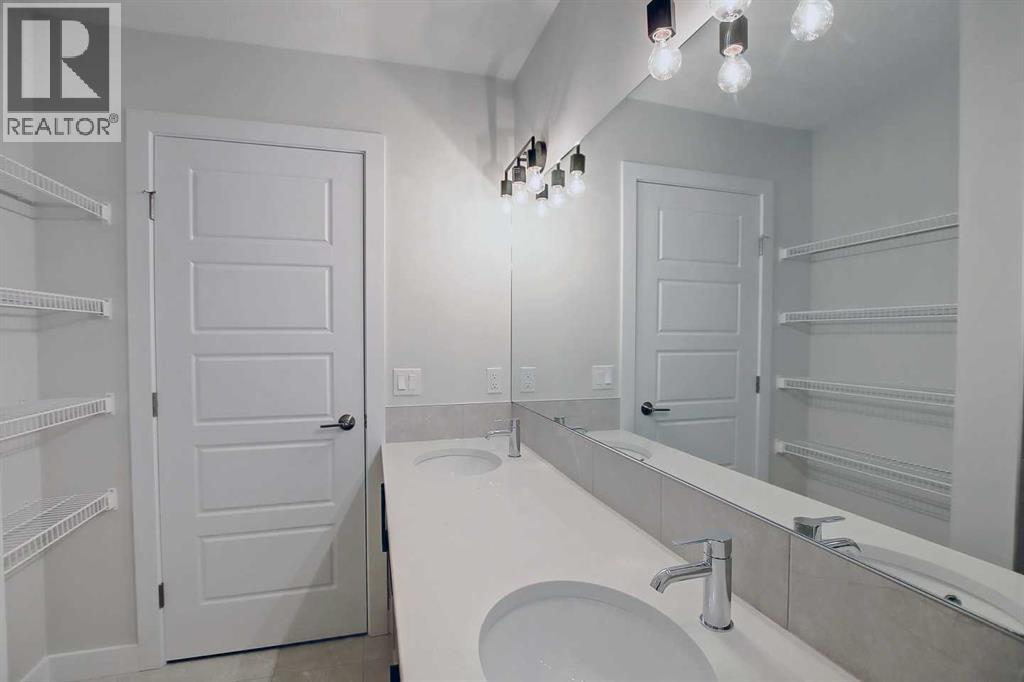 12 Topaz Place Property Photo 29