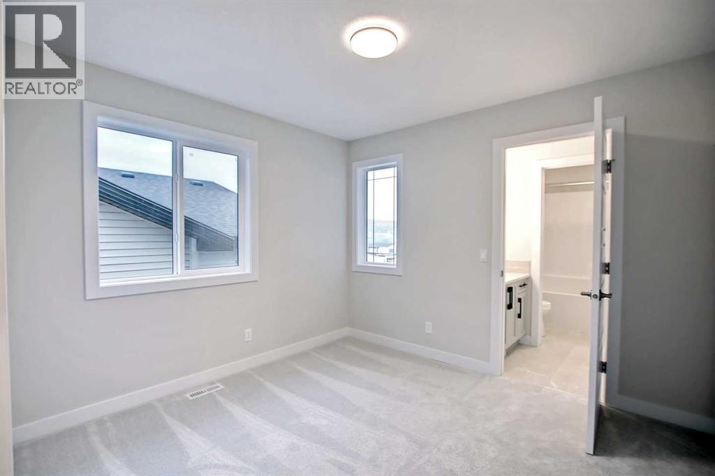 12 Topaz Place Property Photo 30