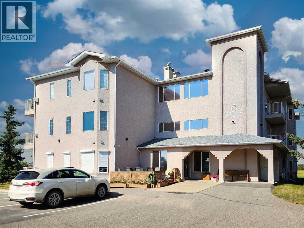 6 Skyline Crescent Property Photo 1