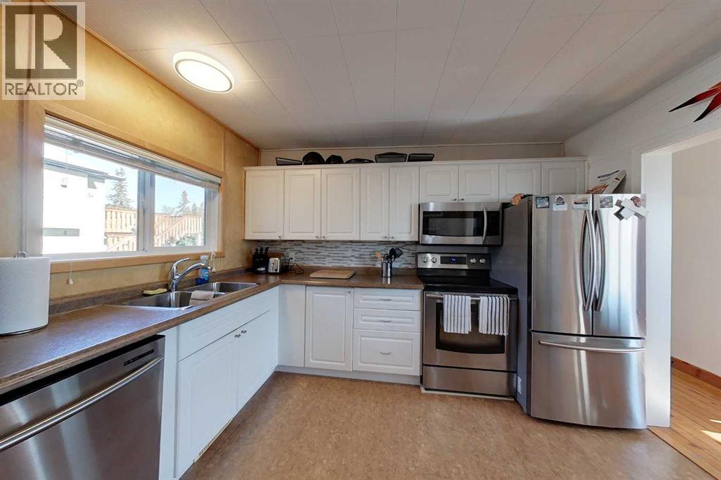 734041 Range Road Property Photo 4