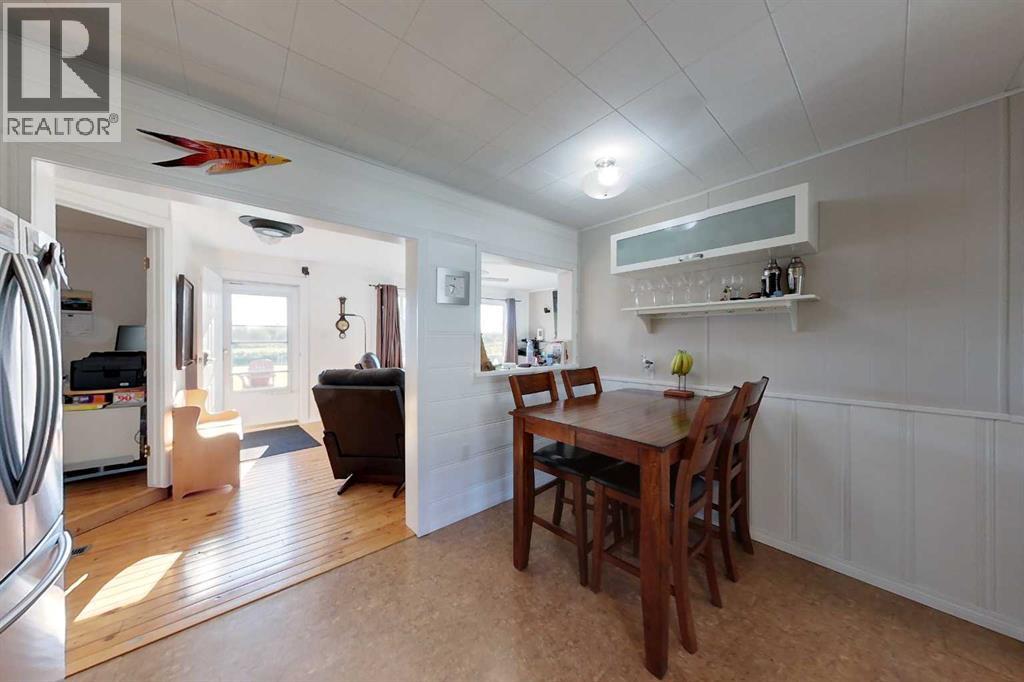 734041 Range Road Property Photo 5