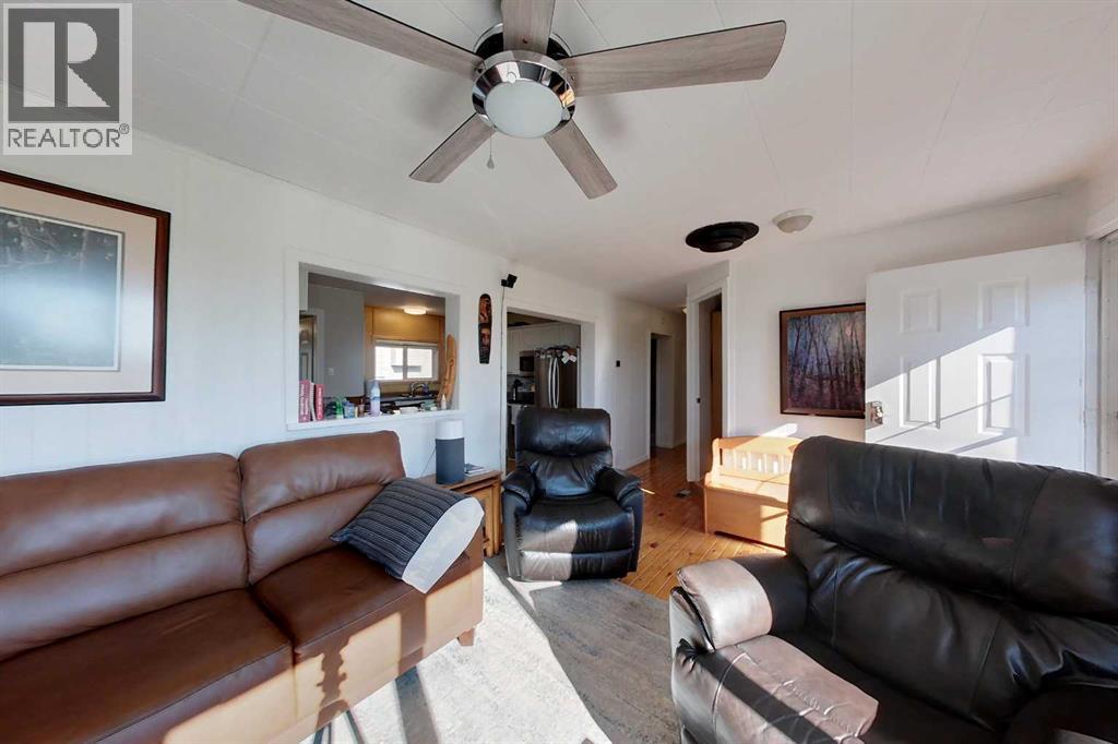 734041 Range Road Property Photo 6