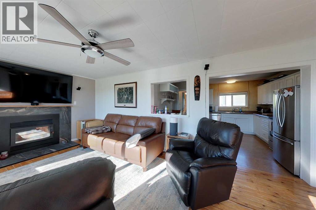 734041 Range Road Property Photo 8