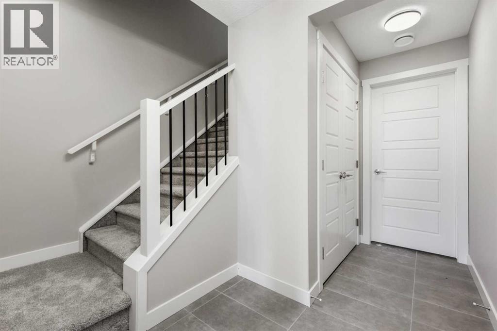 8 Waterford Glen Property Photo 8