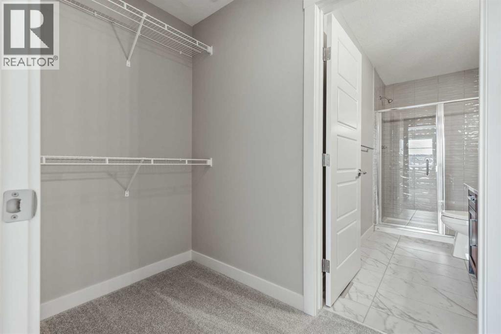 8 Waterford Glen Property Photo 32