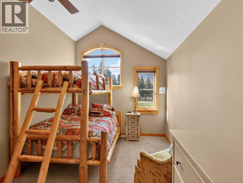 617 7 Street Property Photo 16