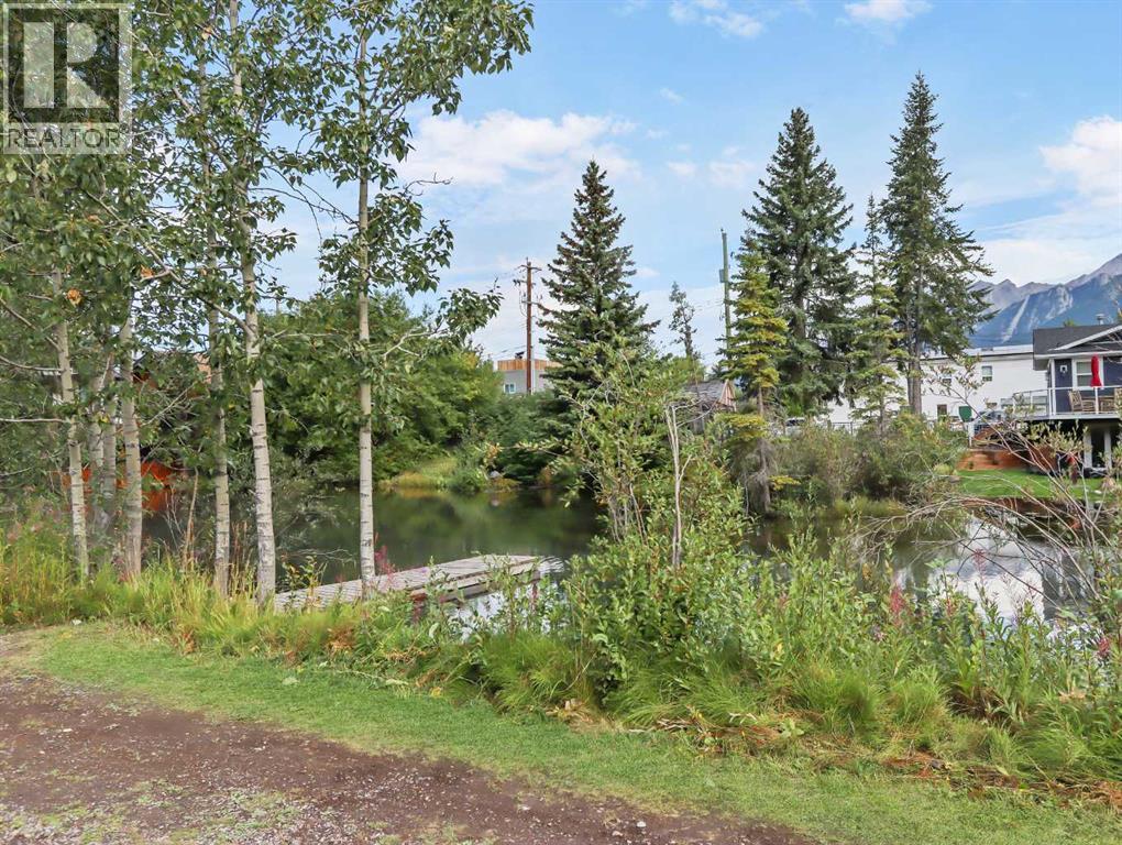 617 7 Street Property Photo 24
