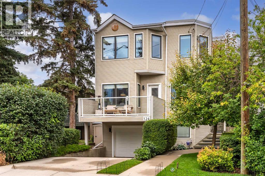 124 38a Avenue Sw Property Photo 1