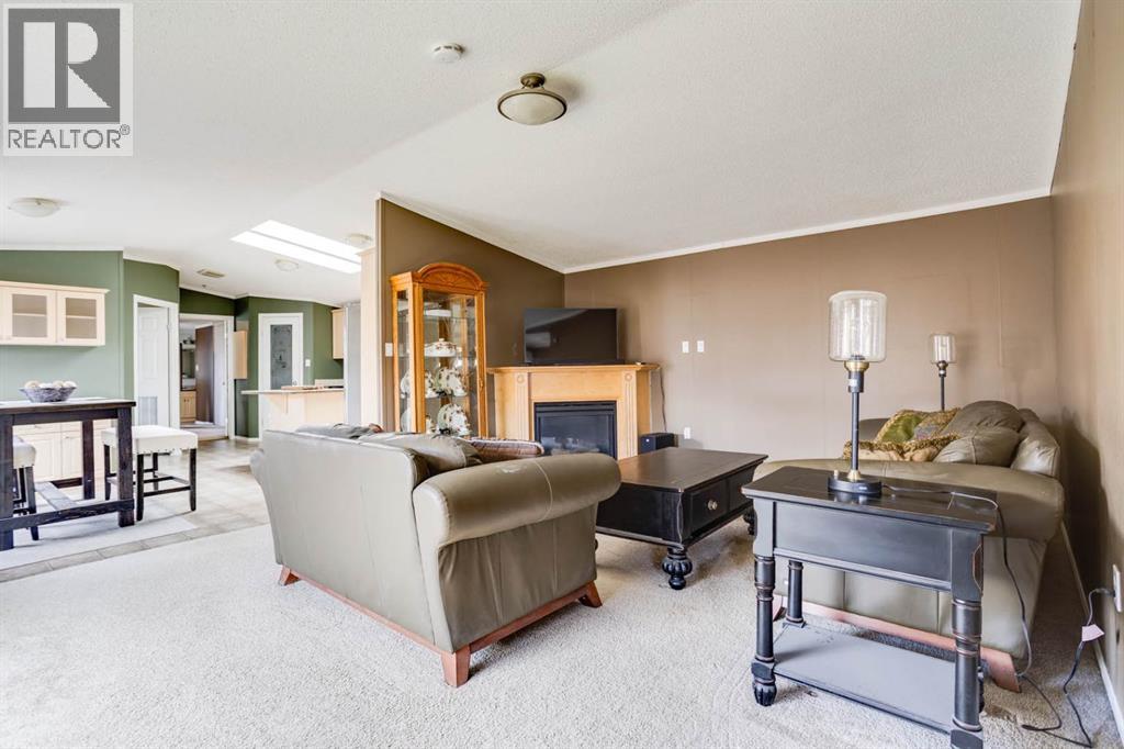 125 Elm Street Property Photo 4