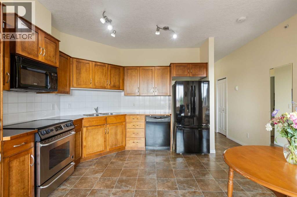 43 Sunrise Loop Southeast Property Photo 3
