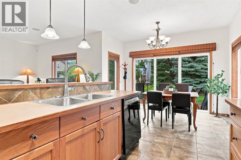 32 Tuscany Ravine Crescent Nw Property Photo 12