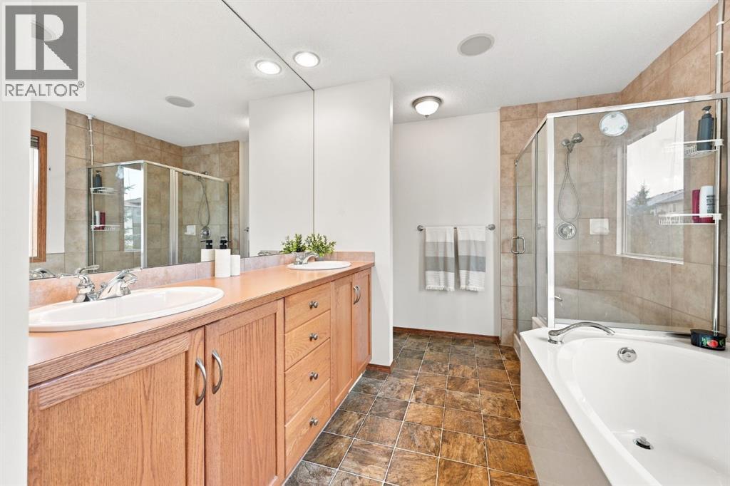 32 Tuscany Ravine Crescent Nw Property Photo 24