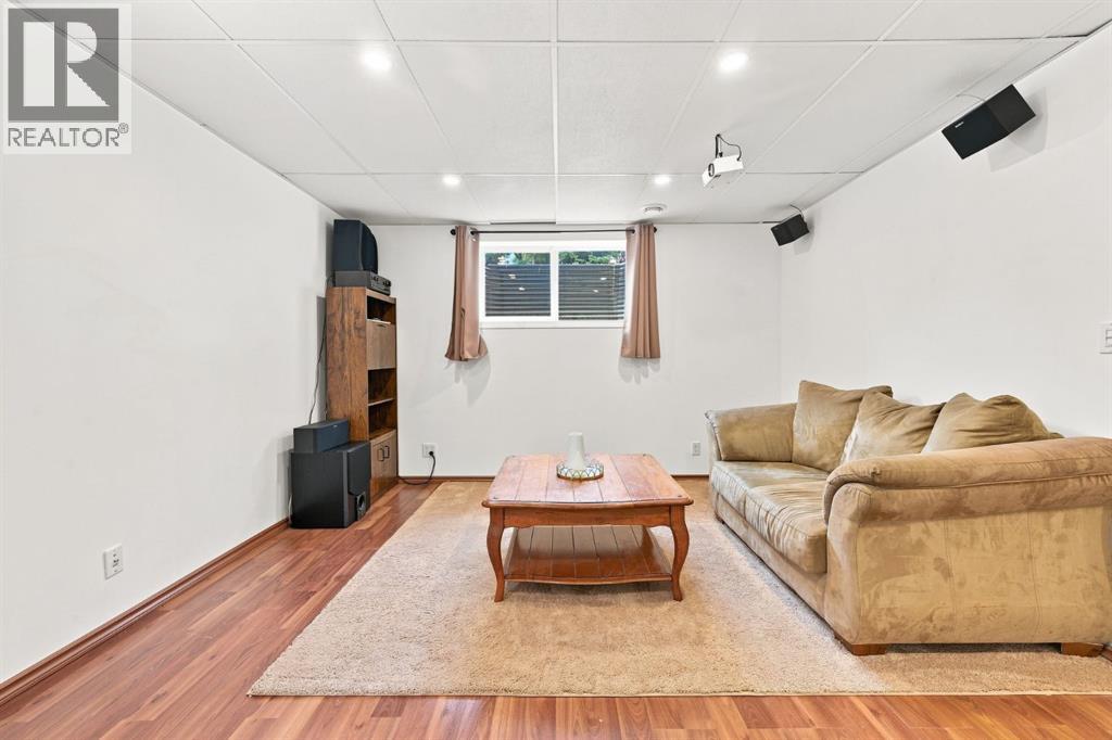 32 Tuscany Ravine Crescent Nw Property Photo 28