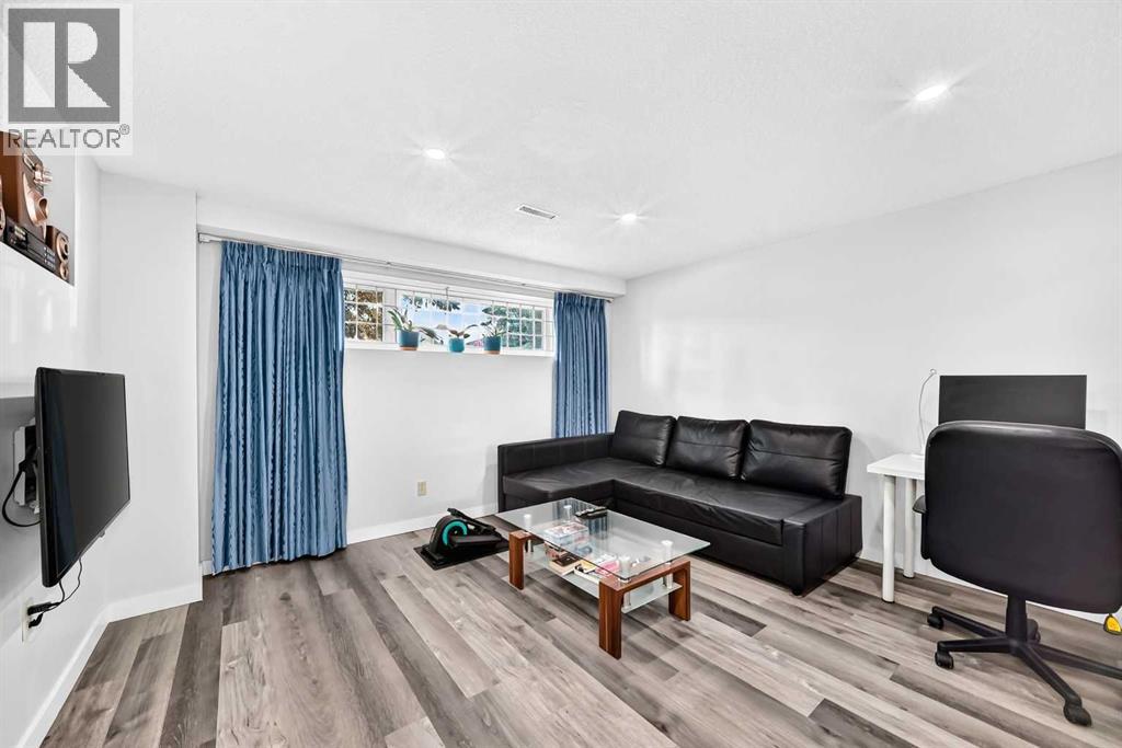 76 Aberfoyle Close Ne Property Photo 26