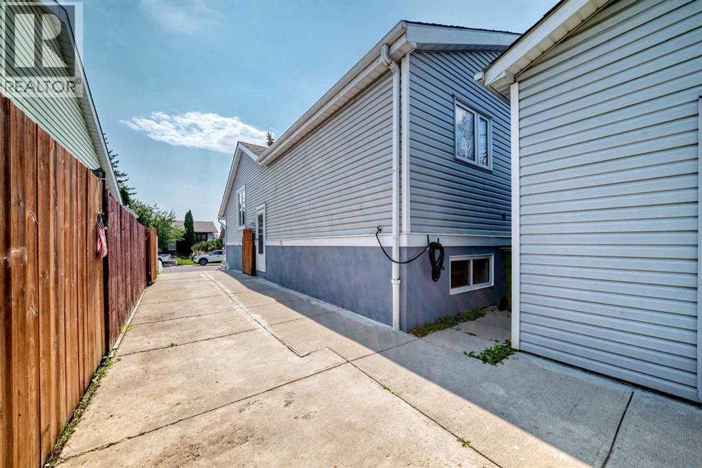 76 Aberfoyle Close Ne Property Photo 37