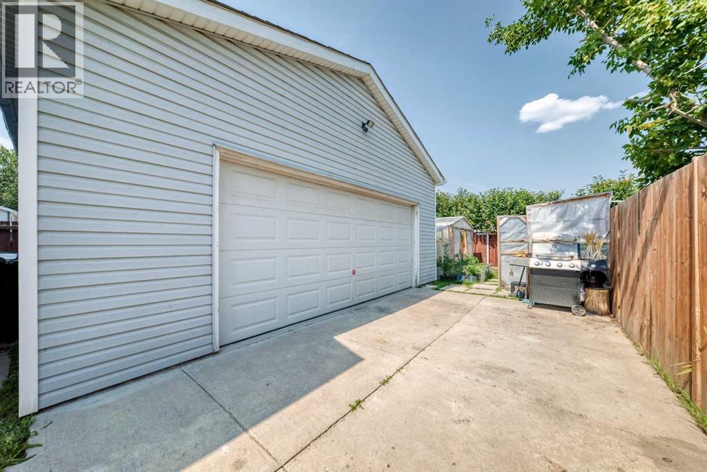76 Aberfoyle Close Ne Property Photo 38