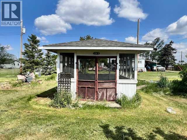 6 1 Avenue Property Photo 5
