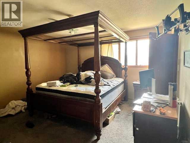 6 1 Avenue Property Photo 13