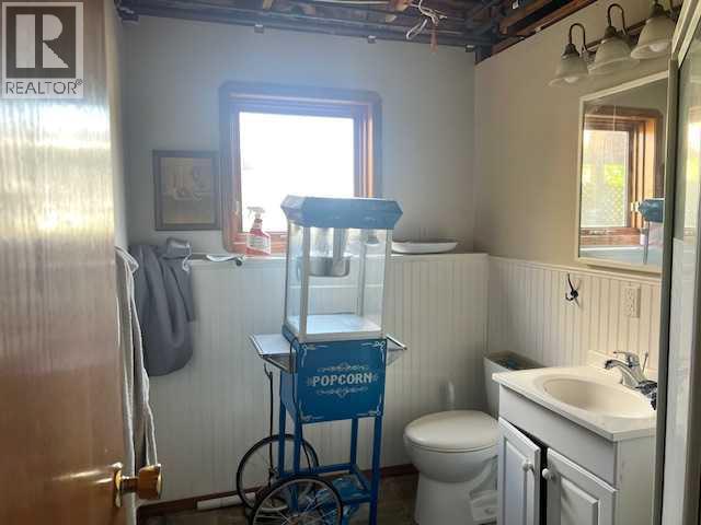 6 1 Avenue Property Photo 17