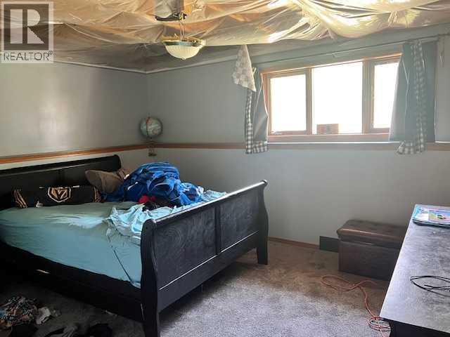 6 1 Avenue Property Photo 18