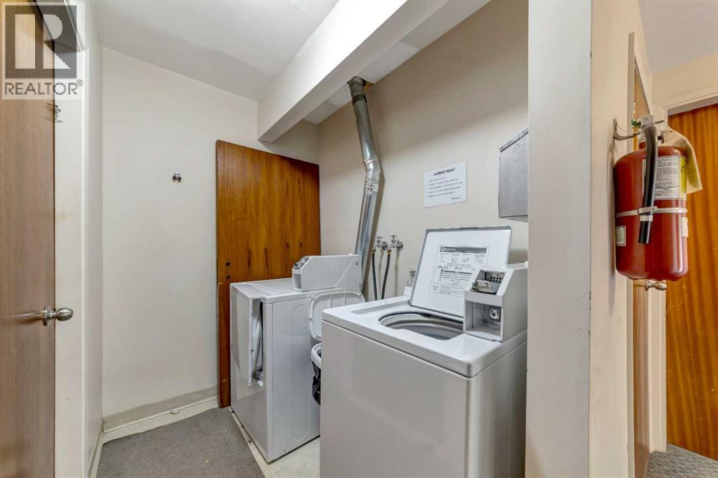 5619 46 Street Property Photo 7