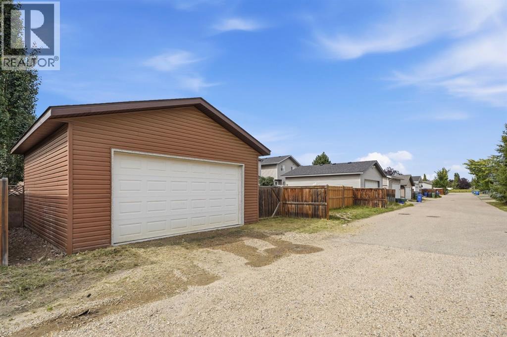 148 Vickers Close Property Photo 25