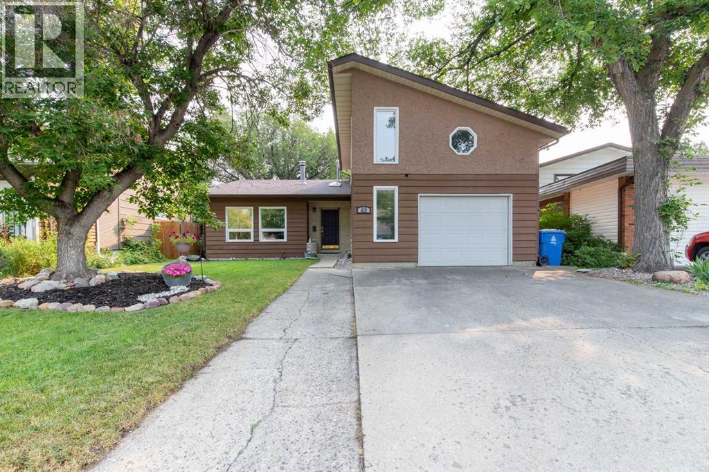 49 Iroquois Crescent W Property Photo 2