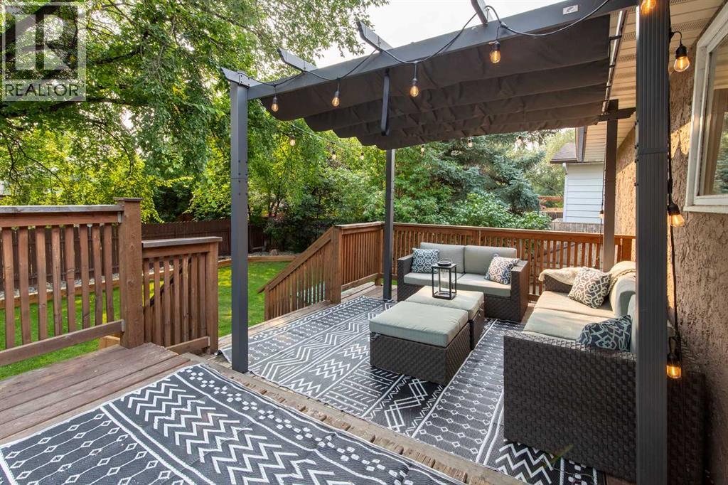 49 Iroquois Crescent W Property Photo 45