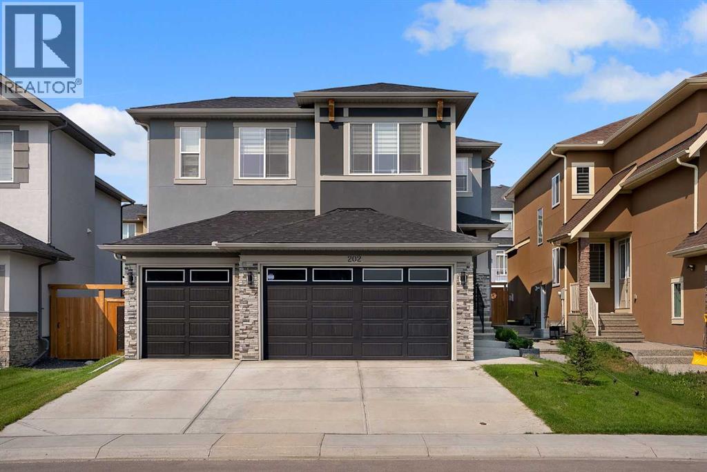202 Kinniburgh Crescent Property Photo 4