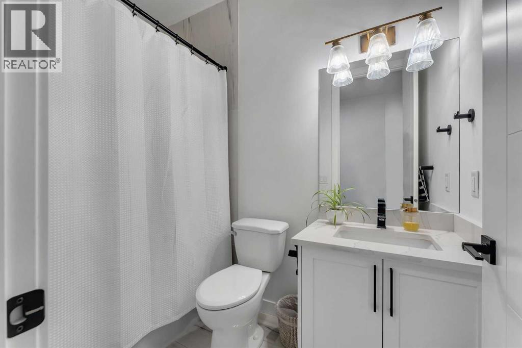 202 Kinniburgh Crescent Property Photo 18