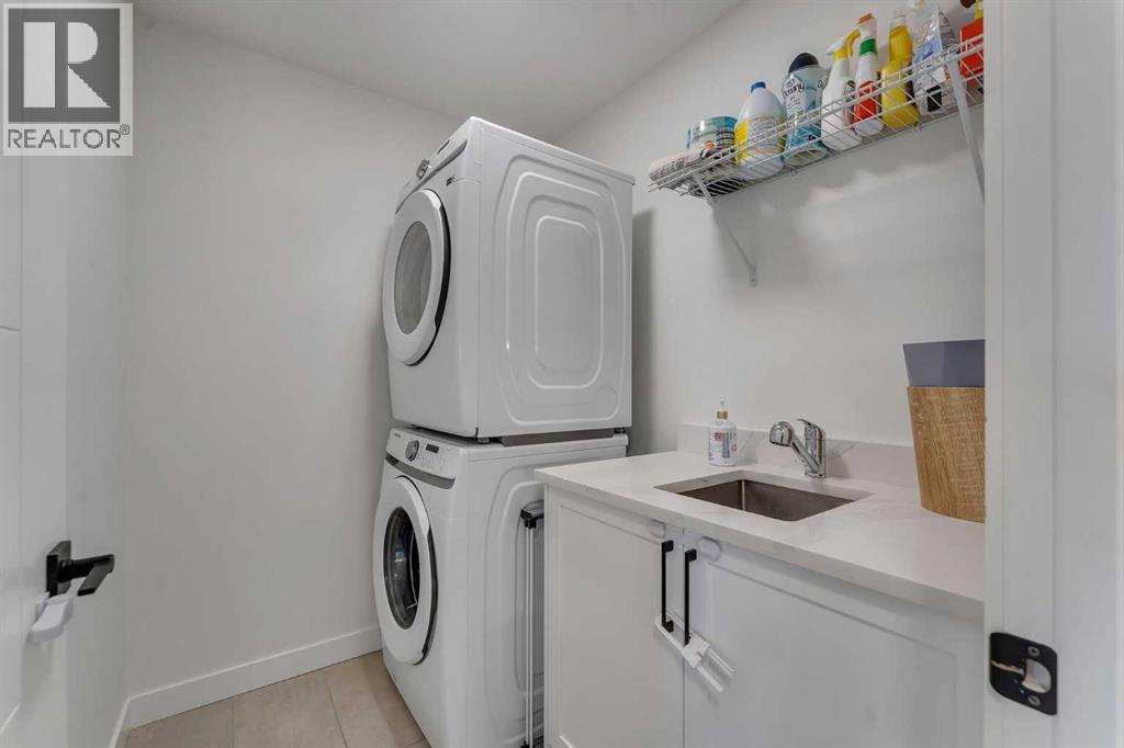 202 Kinniburgh Crescent Property Photo 24