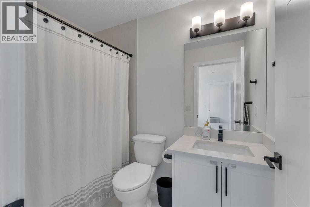 202 Kinniburgh Crescent Property Photo 33