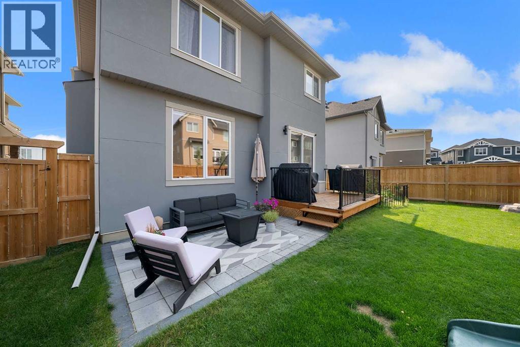 202 Kinniburgh Crescent Property Photo 42