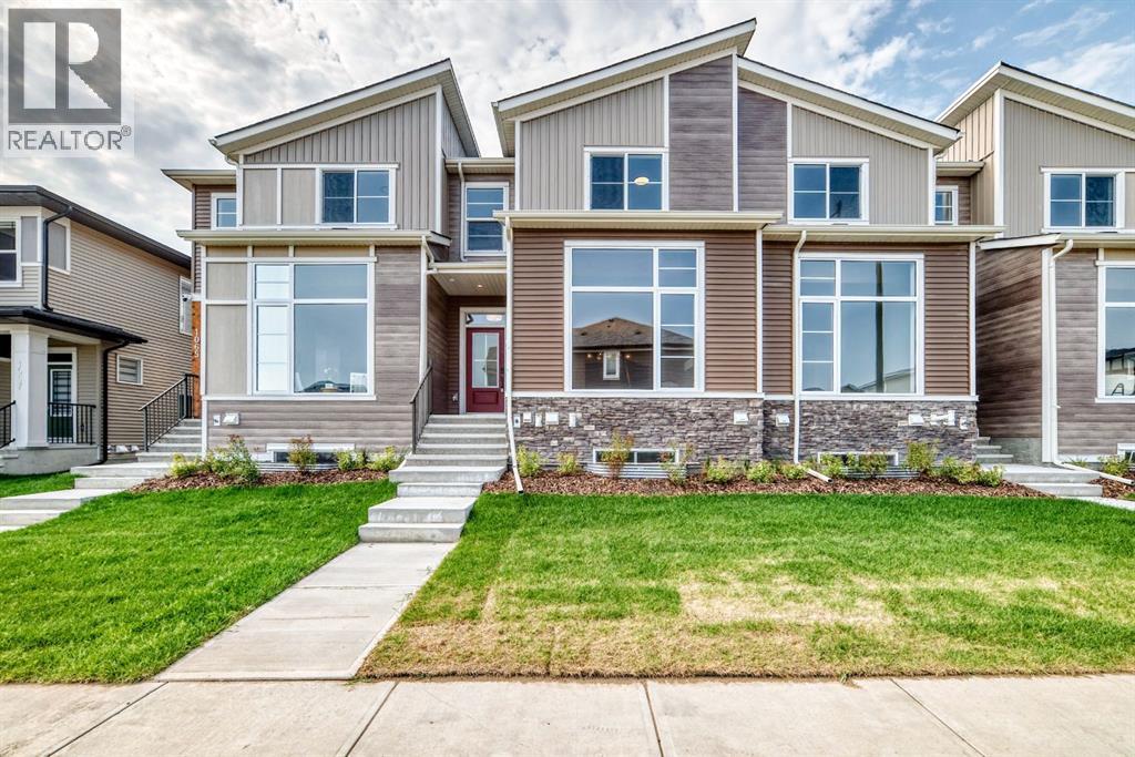 1063 Bayview Crescent Sw Property Photo 1