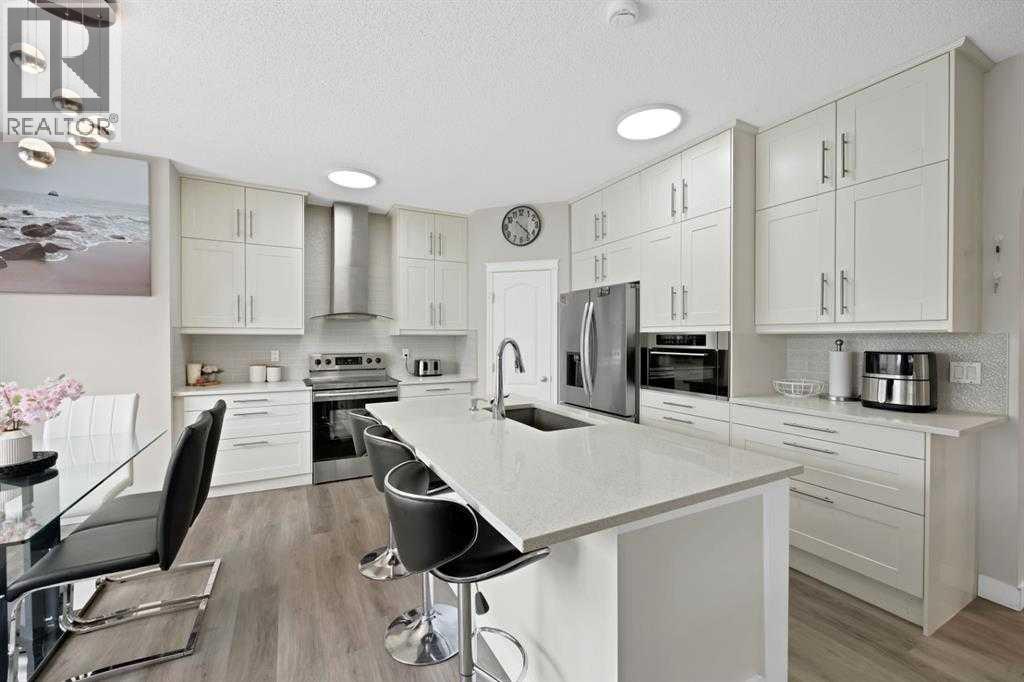 2386 Fairways Circle S Property Photo 12