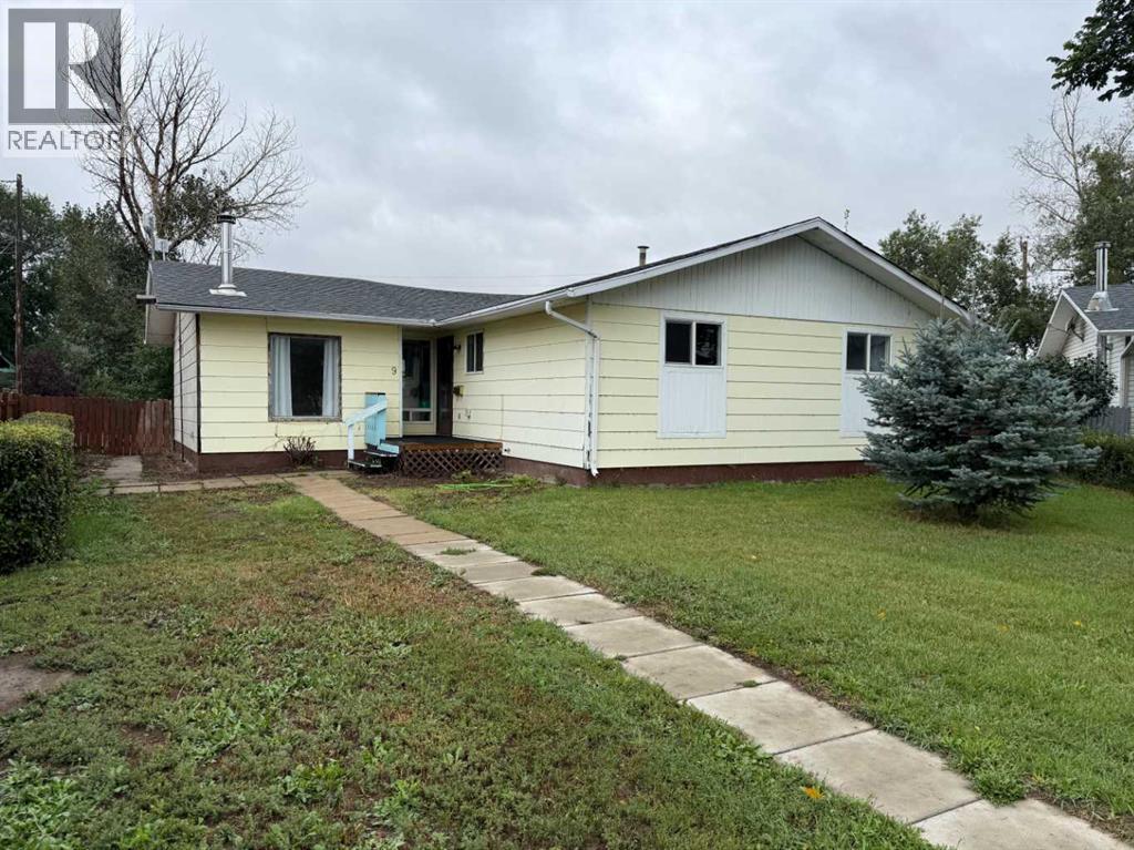 9 Heather Court Property Photo 1